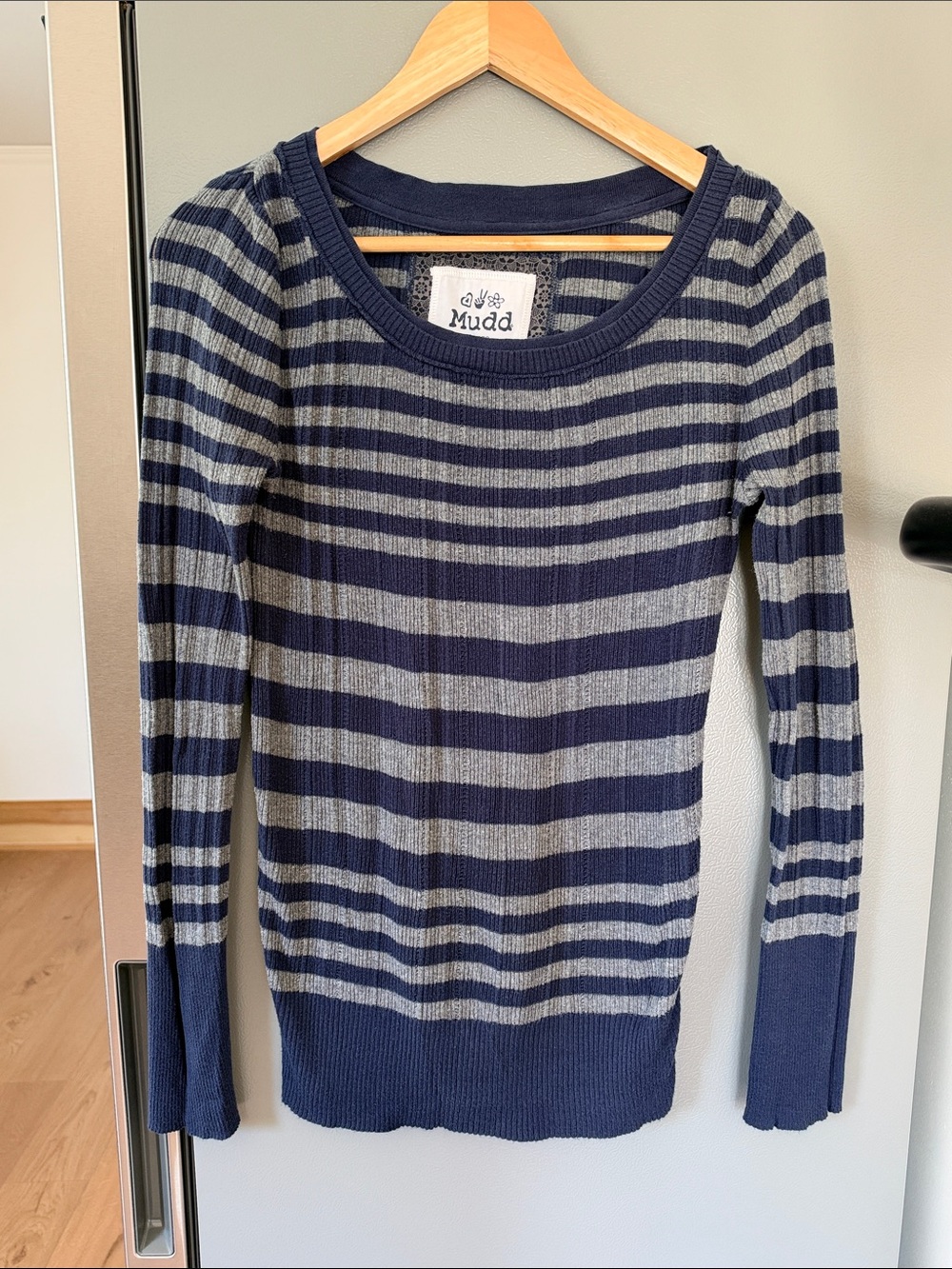 Mudd Y2K Long Sleeve Lightweight Sweater Size L